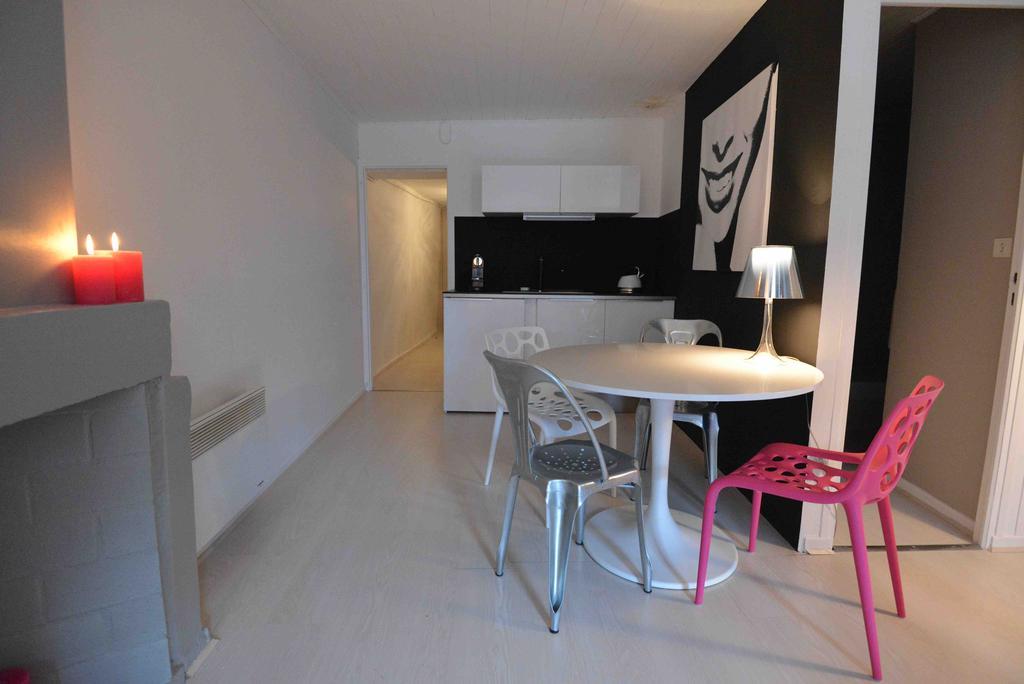 "Un Lieu Unique" Le Cozy Apartment Annecy Room photo